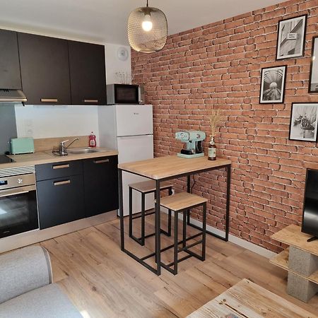 Logement de caractère en haute ville de Quimperlé Exterior foto