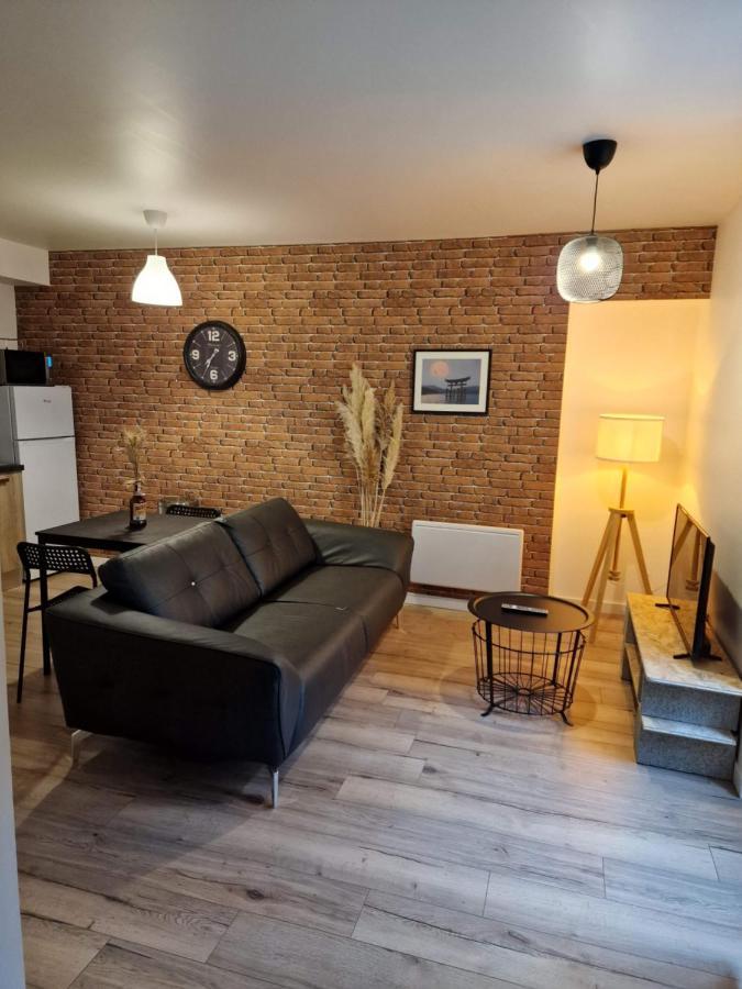 Logement de caractère en haute ville de Quimperlé Exterior foto