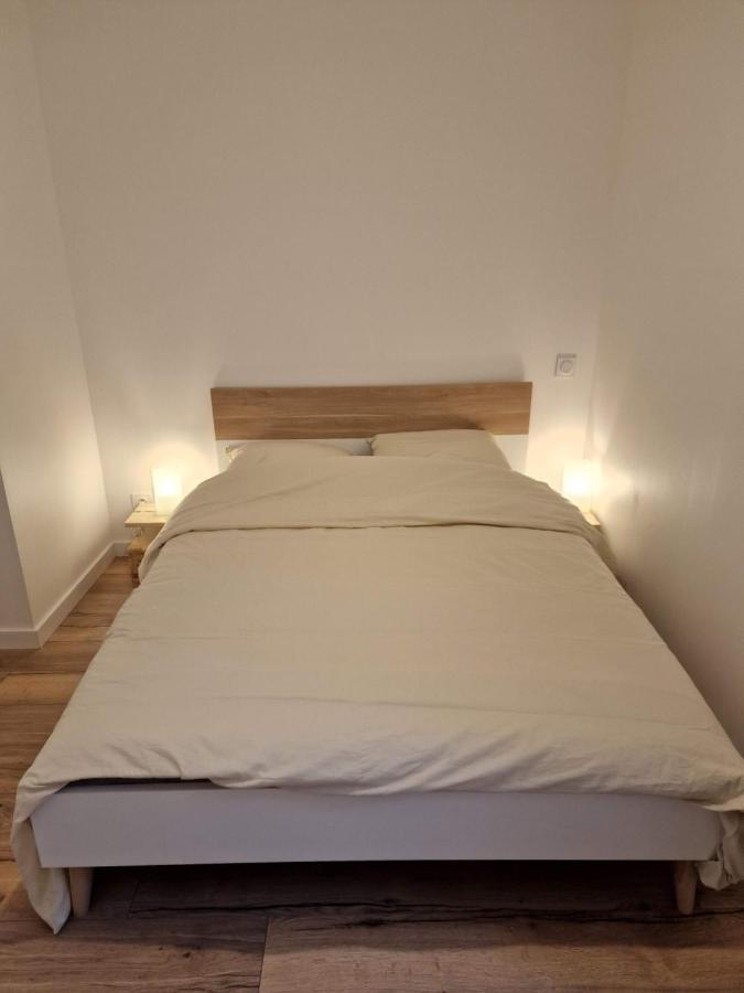 Logement de caractère en haute ville de Quimperlé Exterior foto