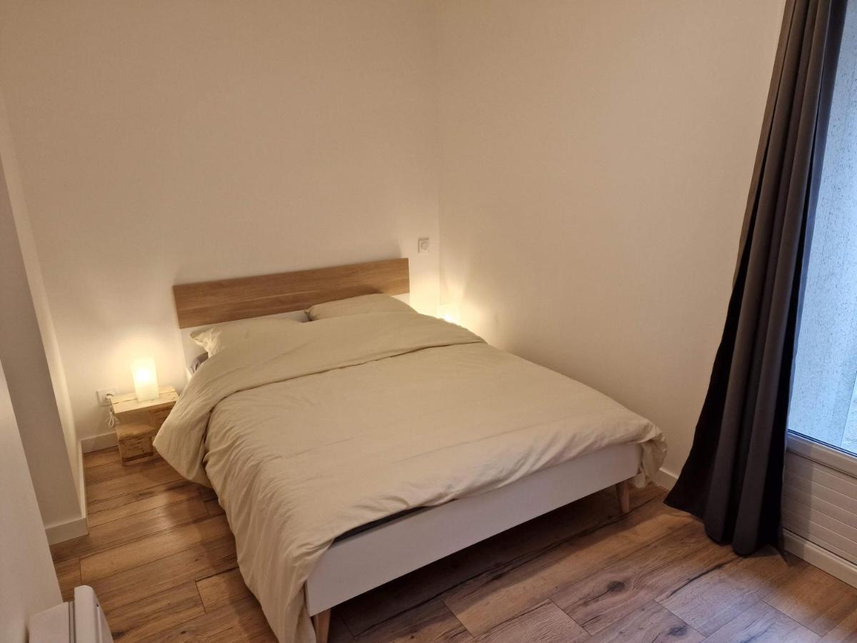 Logement de caractère en haute ville de Quimperlé Exterior foto