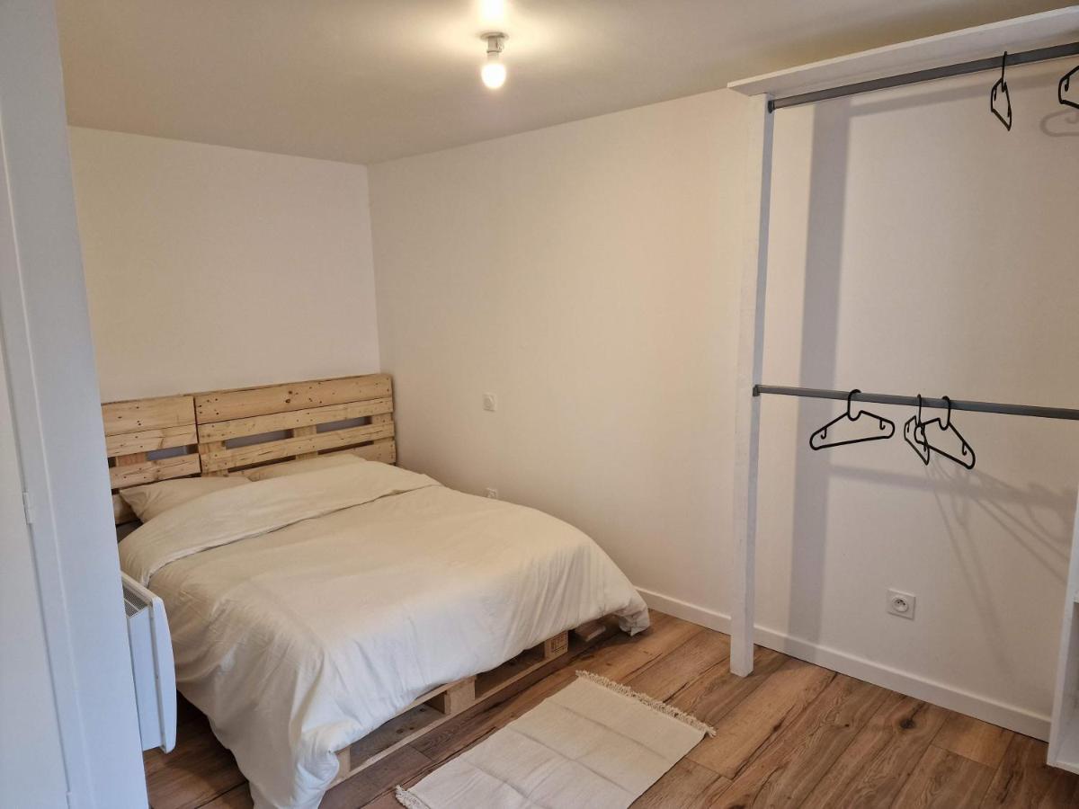 Logement de caractère en haute ville de Quimperlé Exterior foto