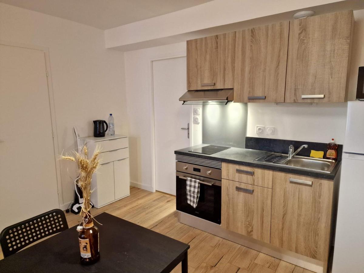 Logement de caractère en haute ville de Quimperlé Exterior foto