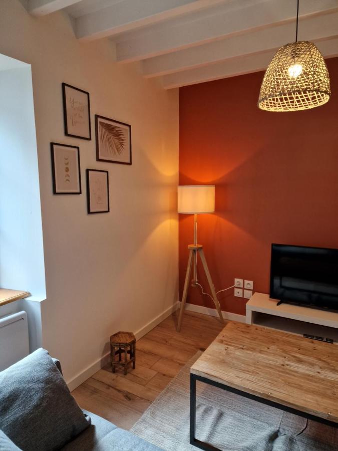 Logement de caractère en haute ville de Quimperlé Exterior foto