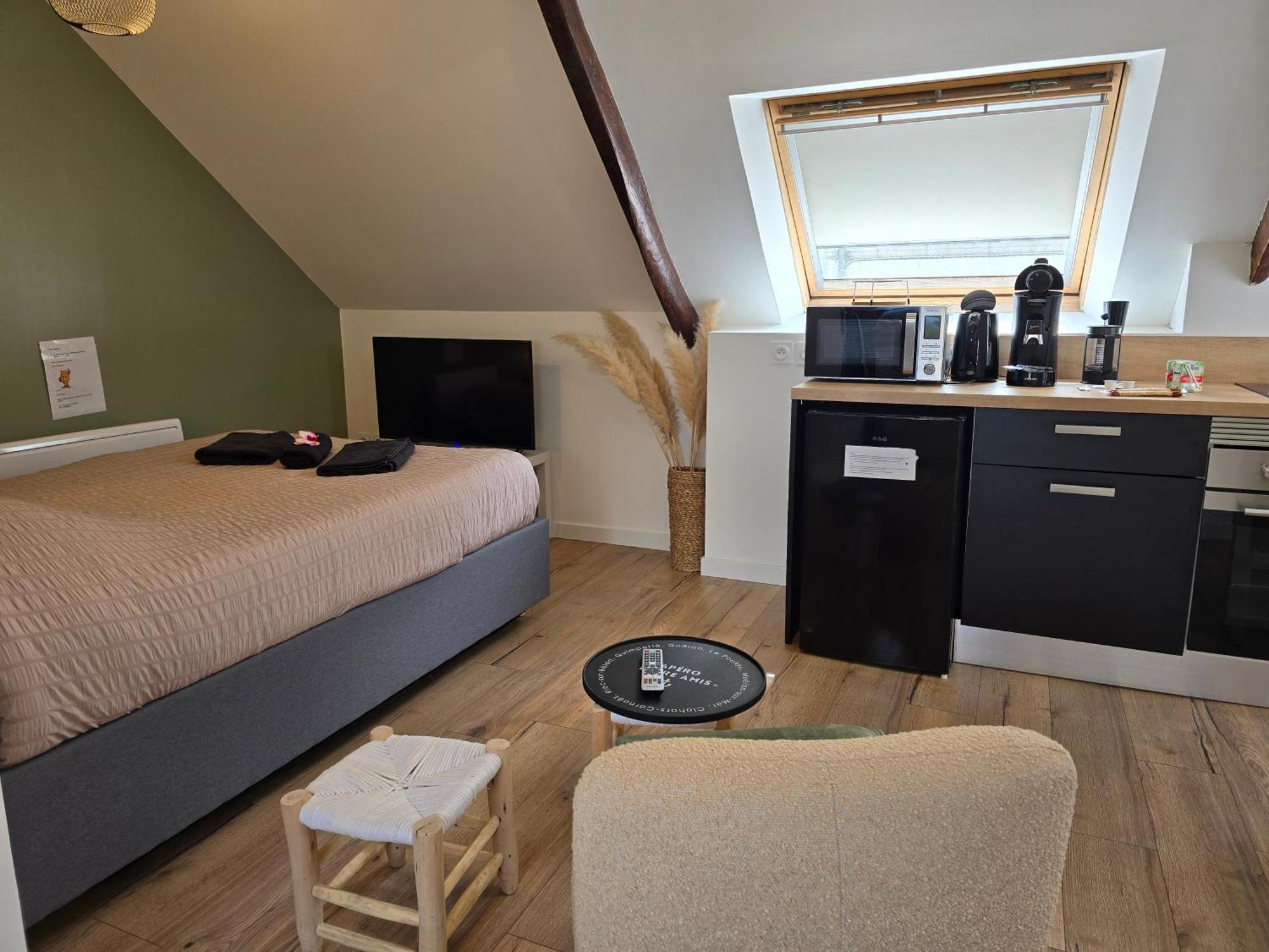 Logement de caractère en haute ville de Quimperlé Exterior foto